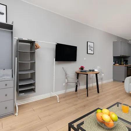 Fahrenheit In By Renters