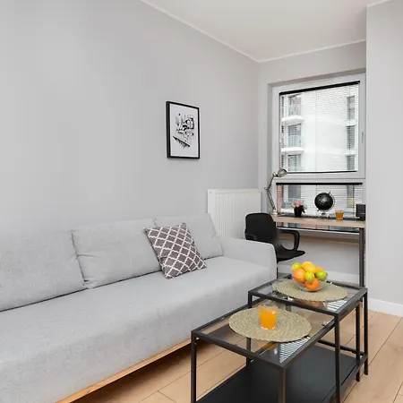 Apartament Fahrenheit In By Renters
