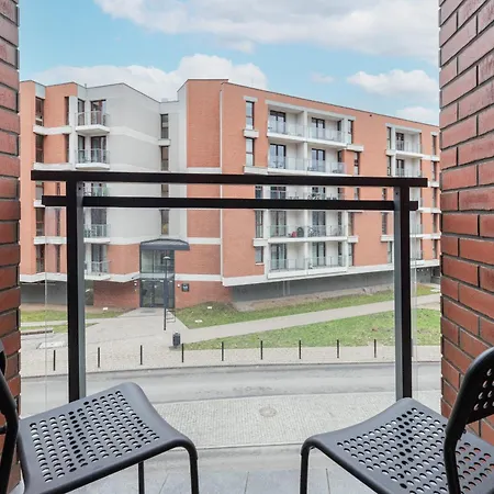 Fahrenheit In By Renters