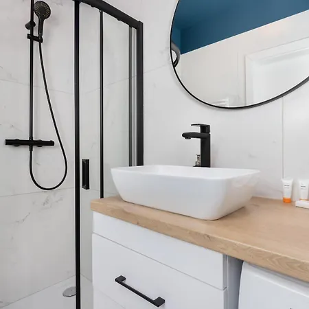 Fahrenheit In By Renters Апартаменты Гданьск